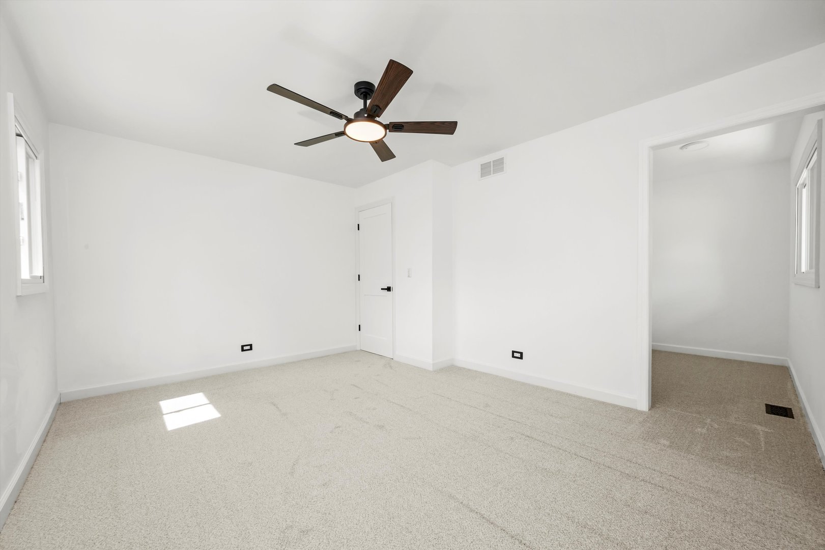 632 White Pine Road Buffalo Grove, IL 60089 - Photo 21 of 27 Gallery Image 21