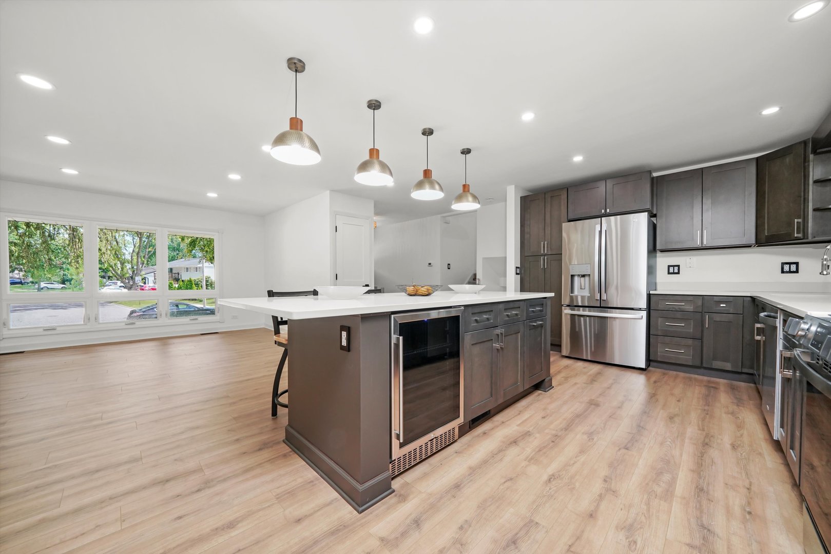 632 White Pine Road Buffalo Grove, IL 60089 - Photo 9 of 27 Gallery Image 9