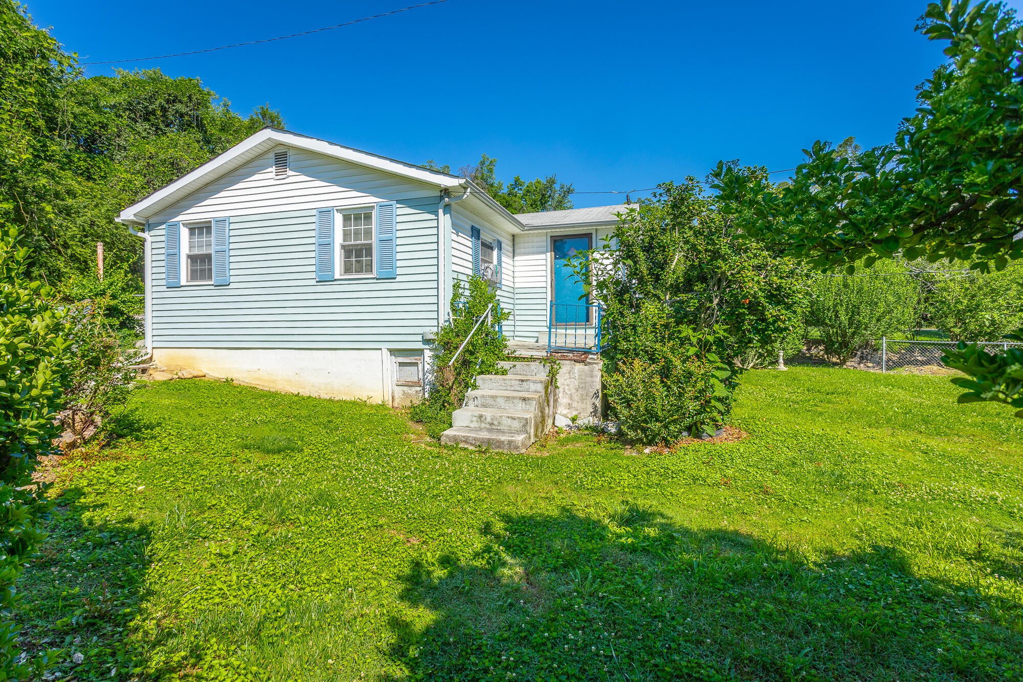4505 Delashmitt Road Hixson, TN 37343 - Photo 3 of 46