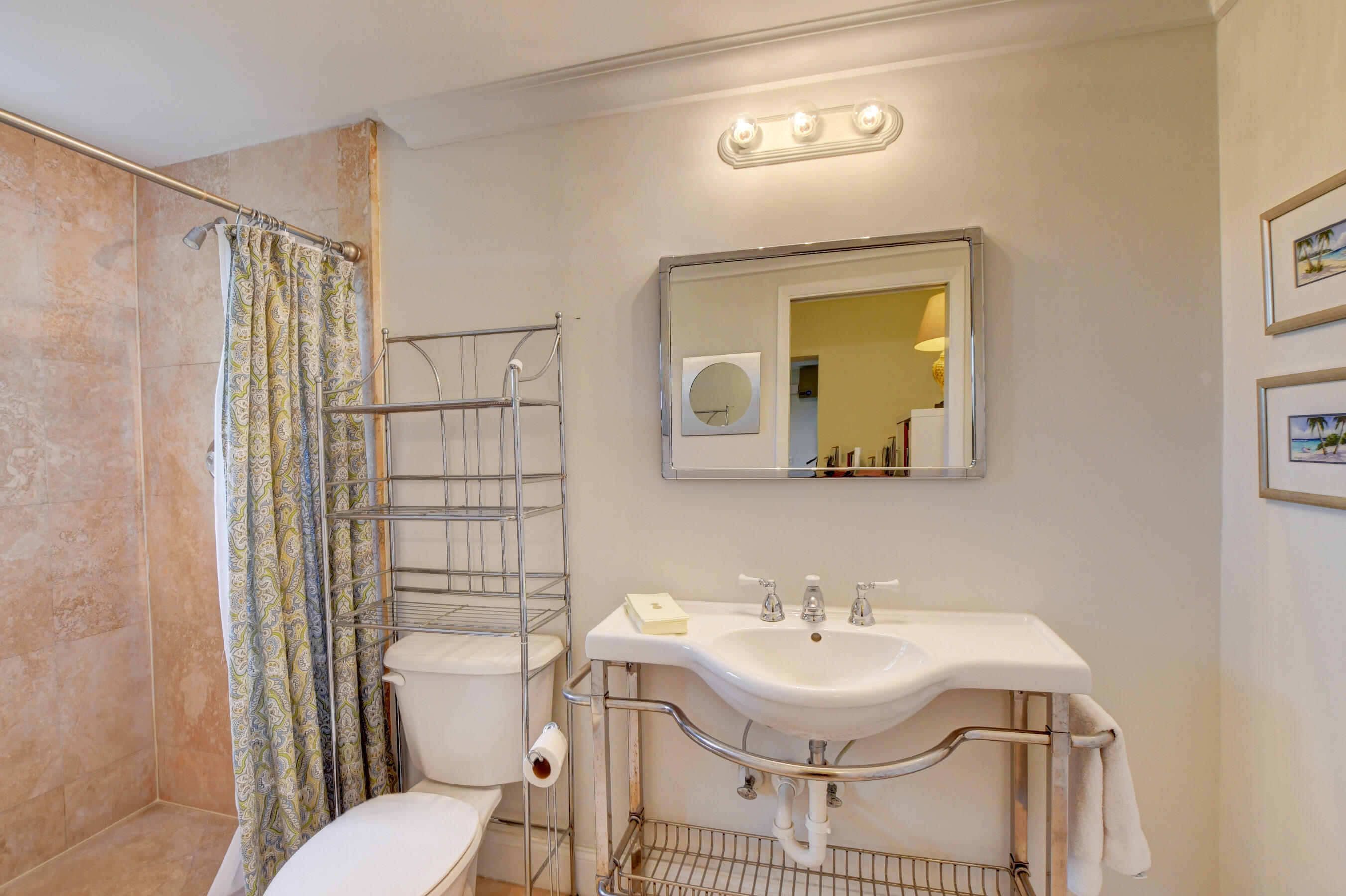 951 Holly Lane Boca Raton, FL 33486 - Photo 34 of 41 3rd Bathroom