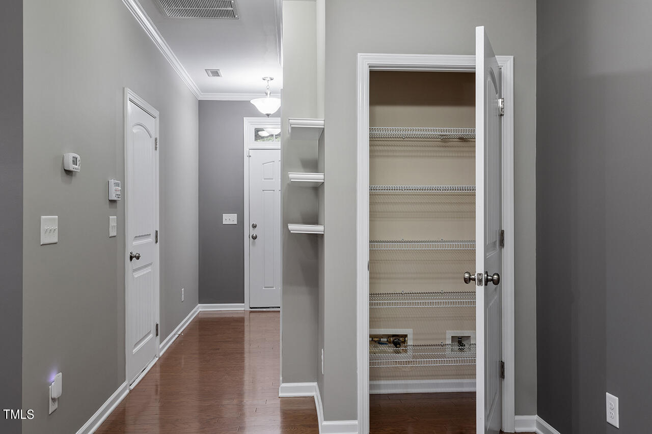 1270 Silver Beach Way Raleigh, NC 27606 - Photo 10 of 38 1270 Silver Beach Way_10