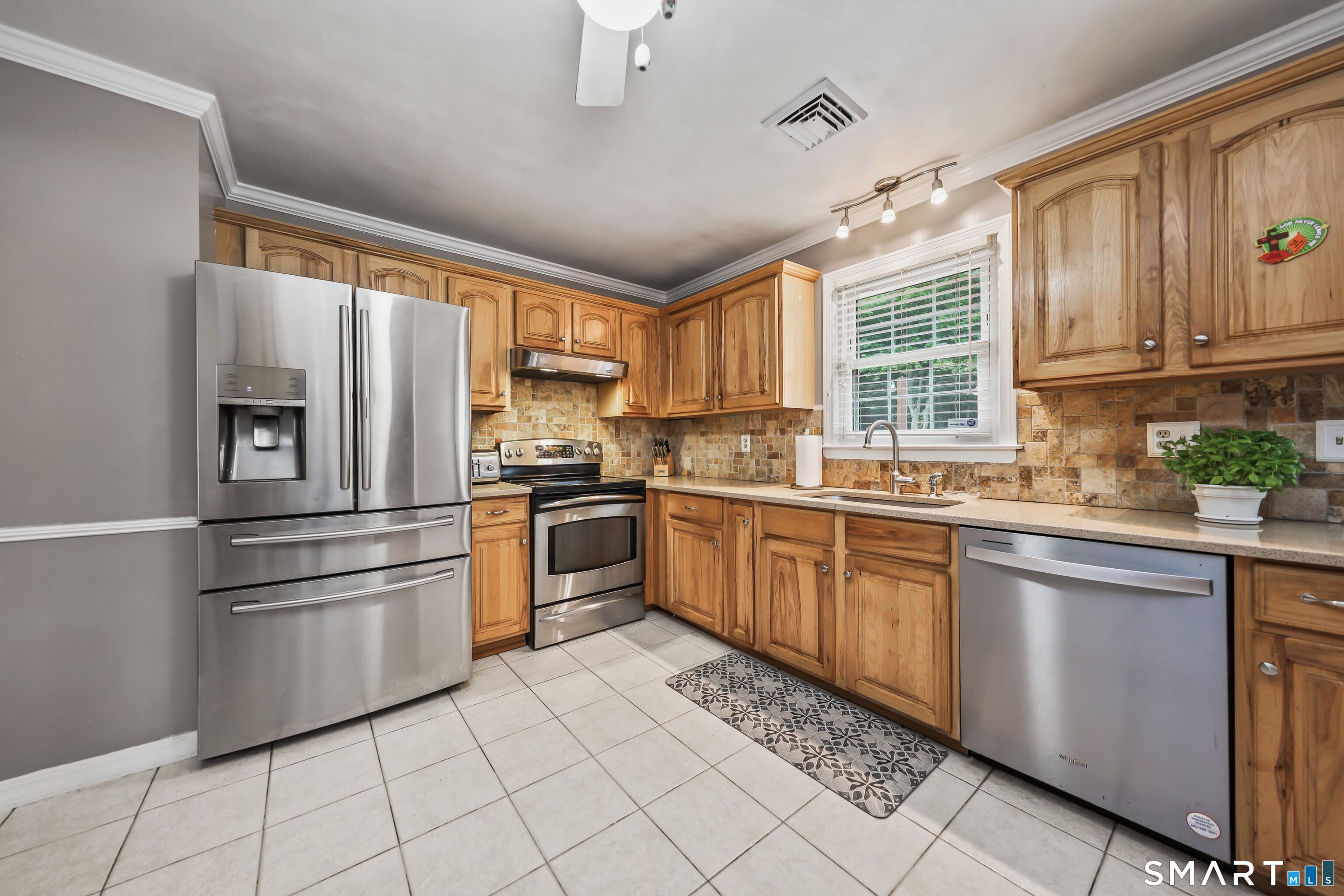 63 Straitsville Road Prospect, CT 06712 - Photo 7 of 40
