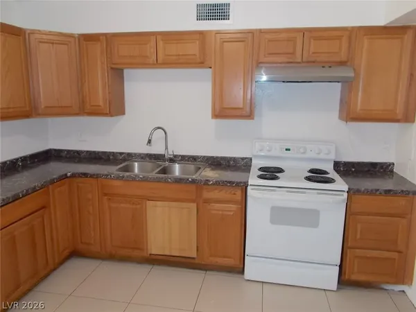 $1,300 | 3994 Visby Lane, Las Vegas, NV 89119