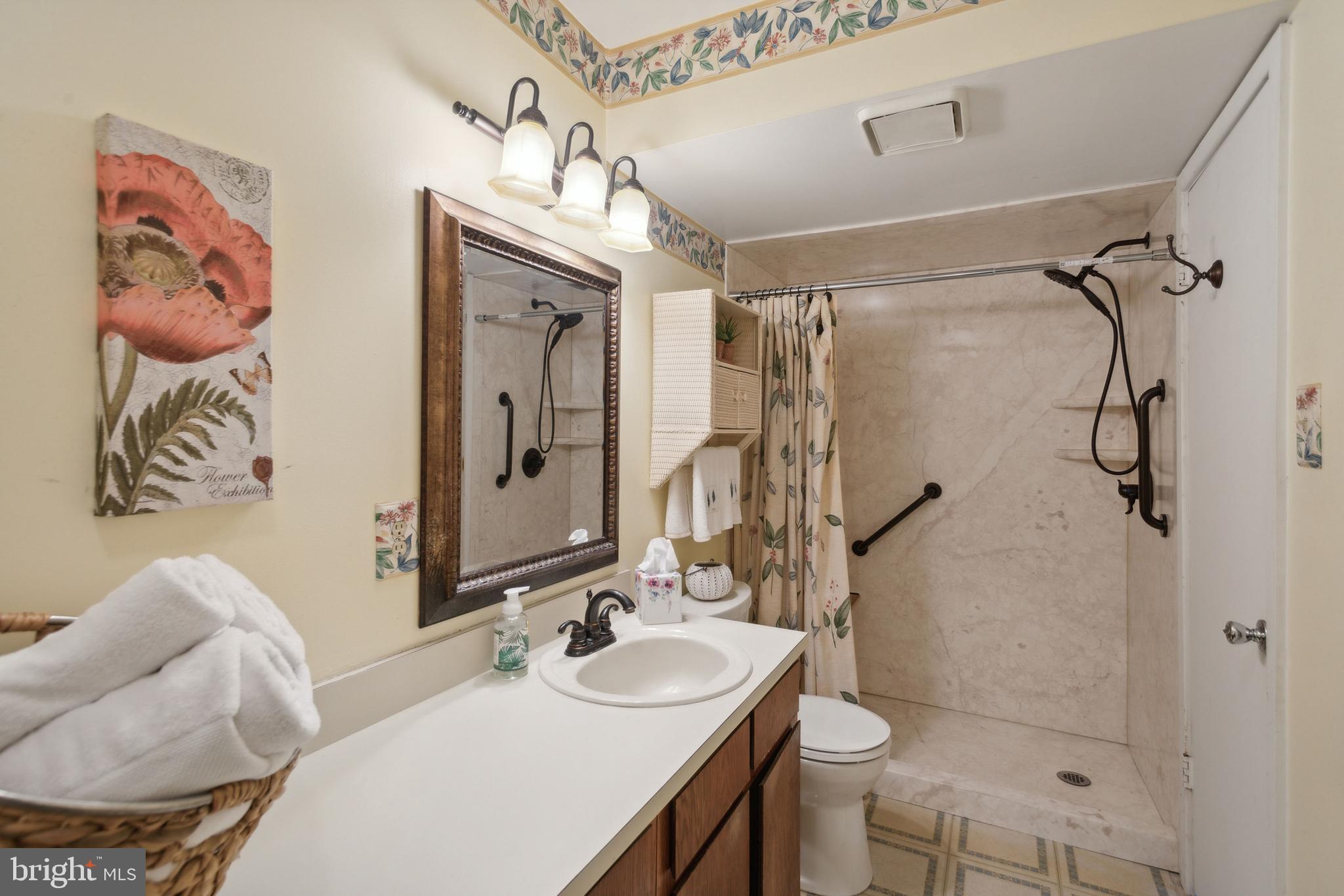 2202 Sandra Road Voorhees, NJ 08043 - Photo 14 of 20 Gallery Image 14