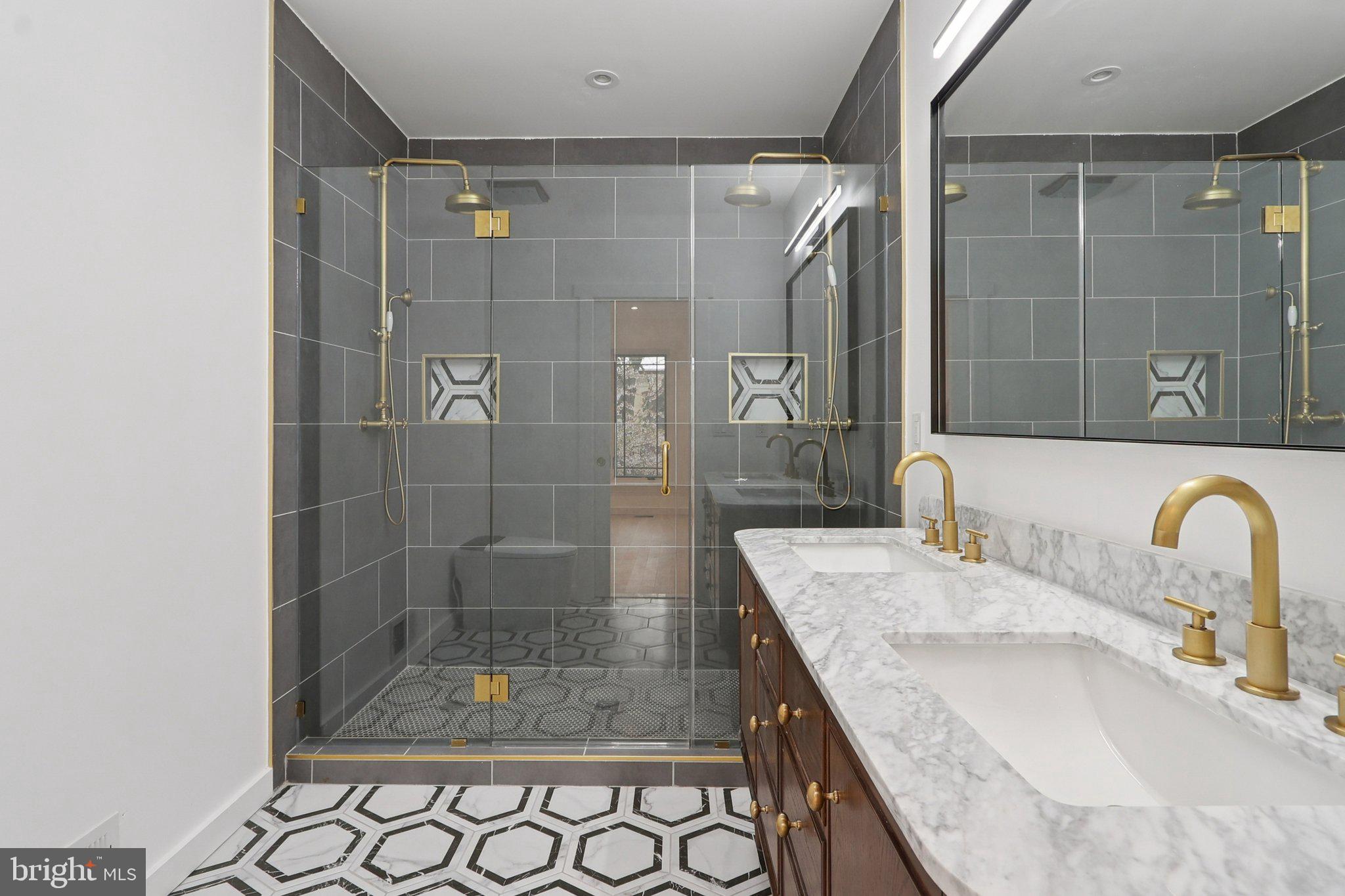 55 P Street Northwest Washington, DC 20001 - Photo 12 of 33 Bathroom