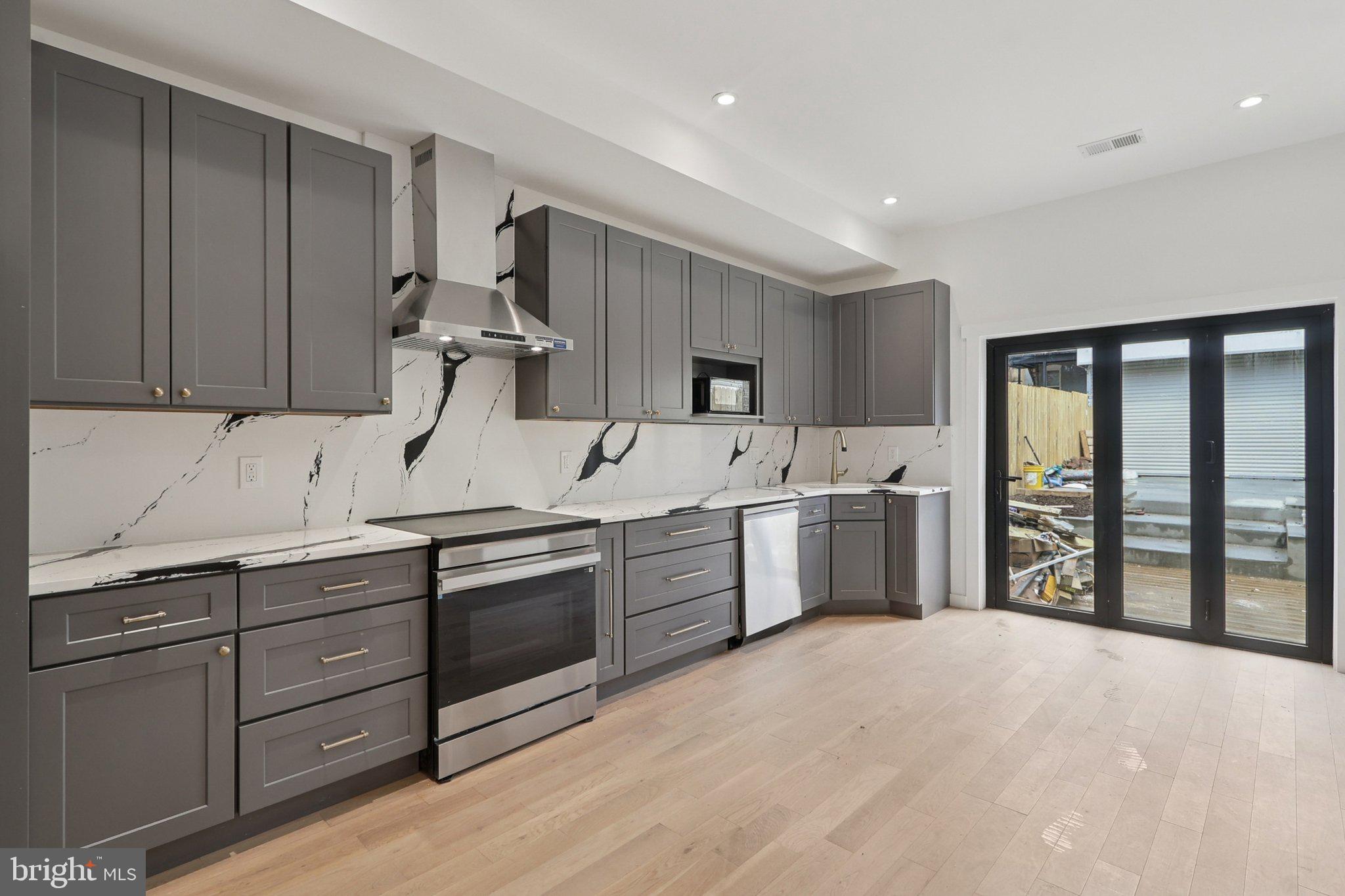 55 P Street Northwest Washington, DC 20001 - Photo 18 of 33 Kitchen