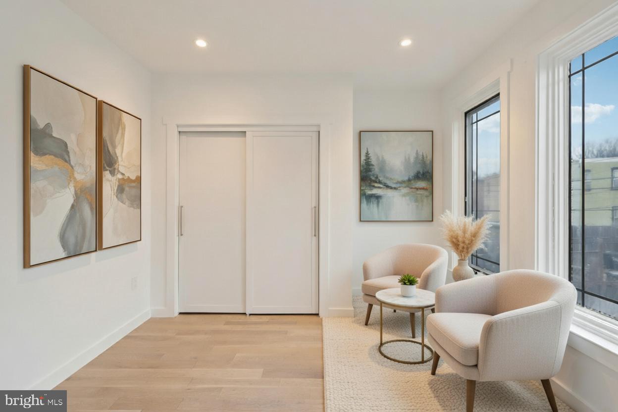 55 P Street Northwest Washington, DC 20001 - Photo 8 of 33 Bedroom