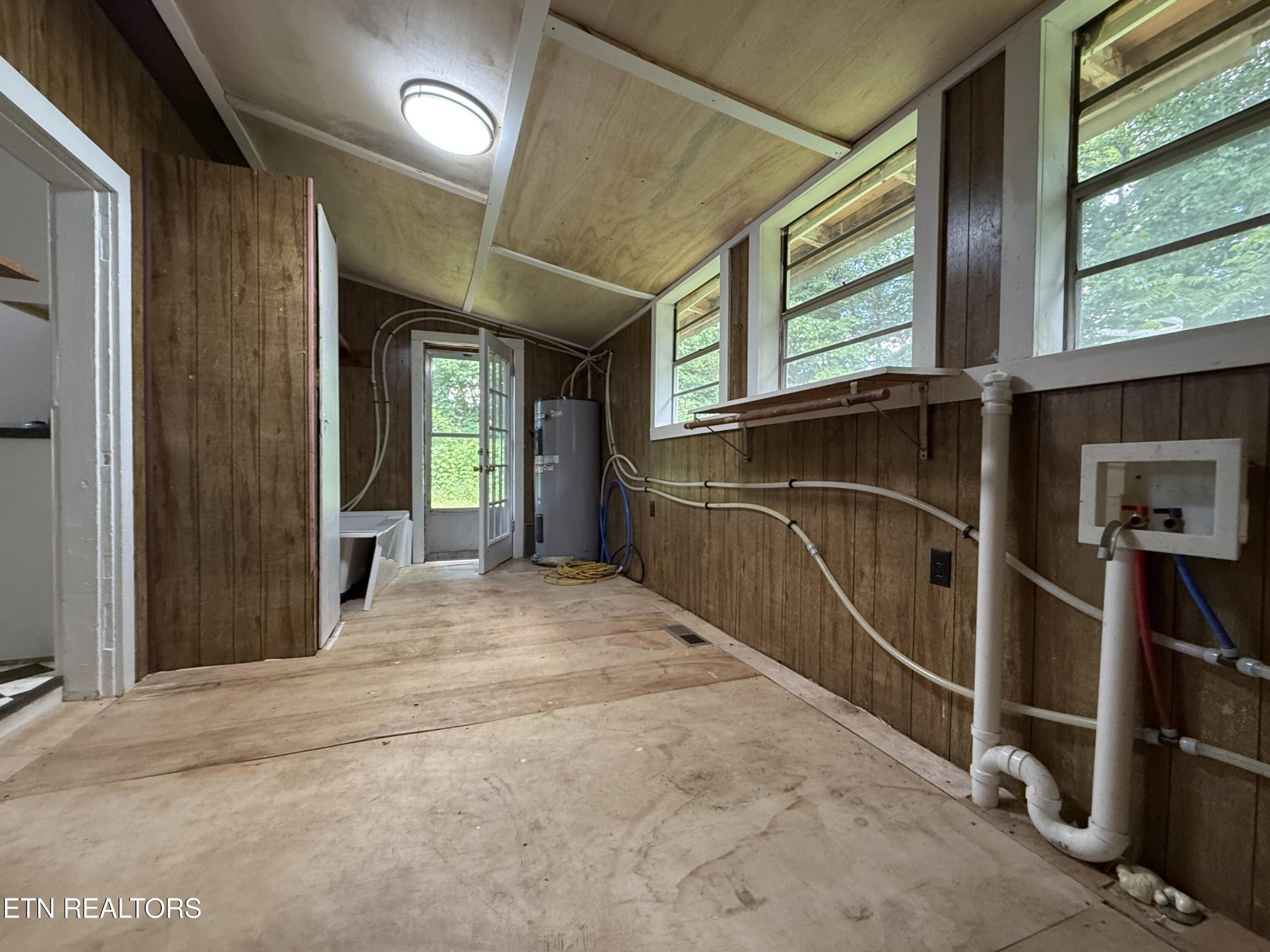 5633 Spring Creek Road Cookeville, TN 38506 - Photo 16 of 40