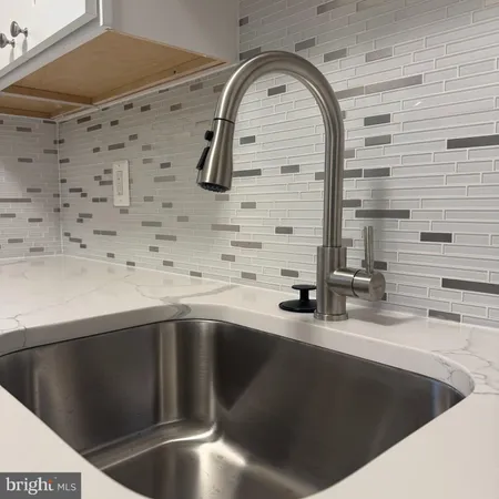 $2,575 | 500 South Courthouse Road, Unit 2, Arlington, VA 22204