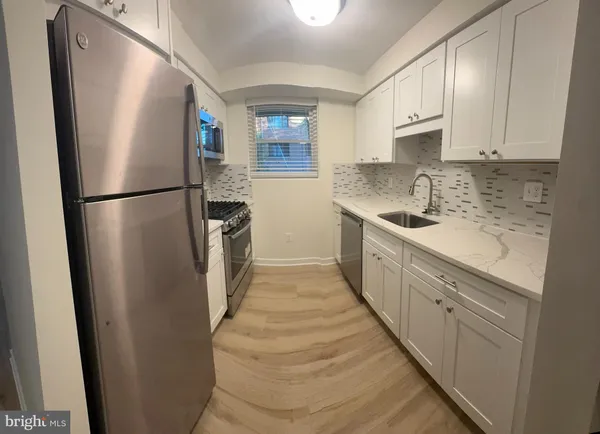 $2,575 | 500 South Courthouse Road, Unit 2, Arlington, VA 22204