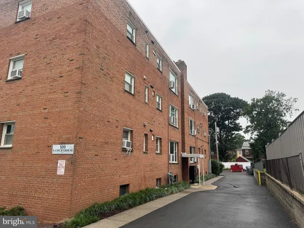 $2,575 | 500 South Courthouse Road, Unit 2, Arlington, VA 22204