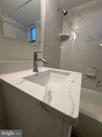 $2,575 | 500 South Courthouse Road, Unit 2, Arlington, VA 22204