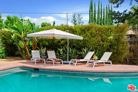 $1,650,000 | 22429 Bessemer Street, Woodland Hills, CA 91367