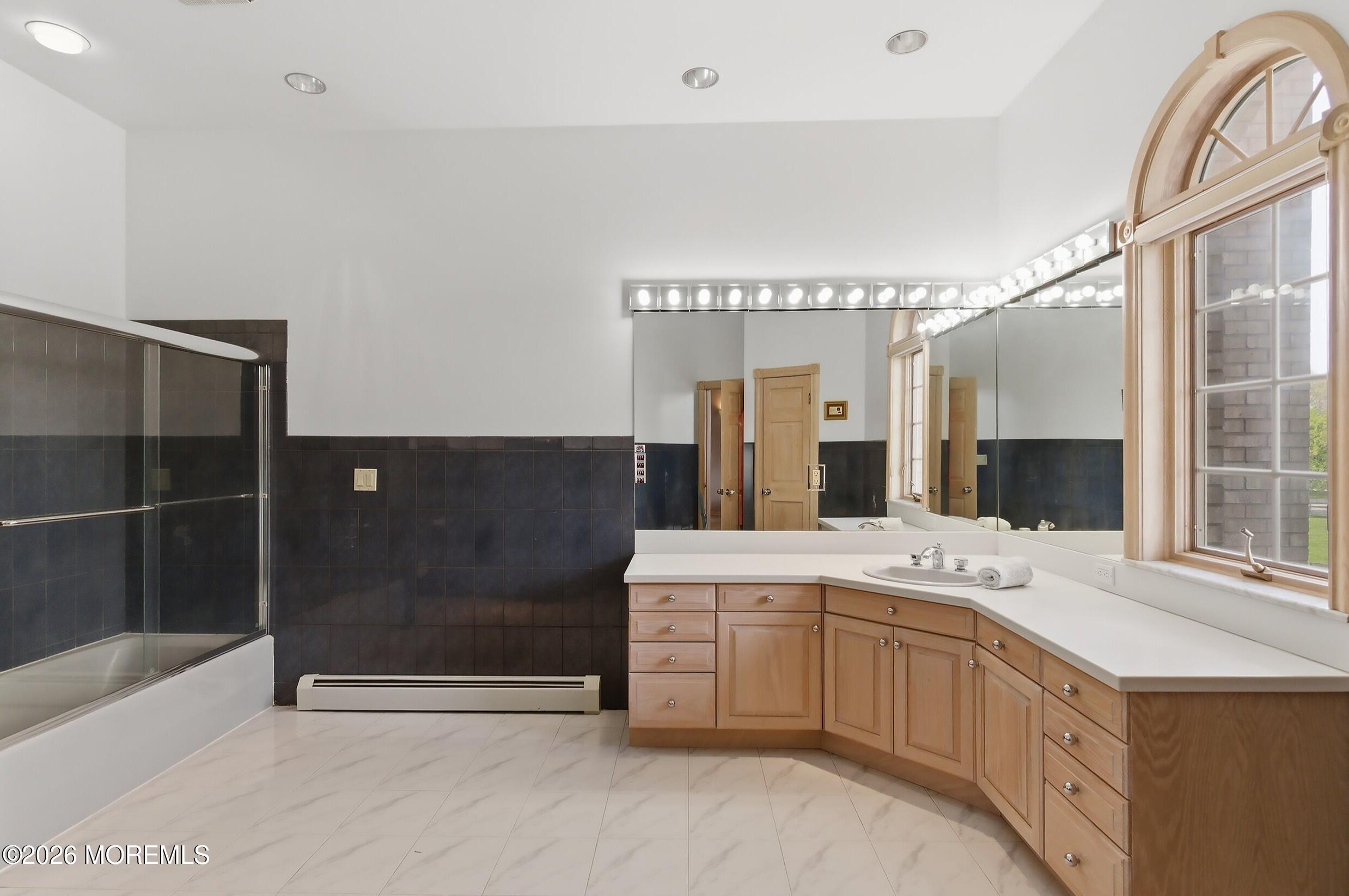 4 Thunder Lane Colts Neck, NJ 07722 - Photo 39 of 60 Full Bathroom- Bedroom 2