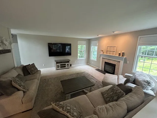 $975,000 | 10 Debra Drive, Essex, VT 05452