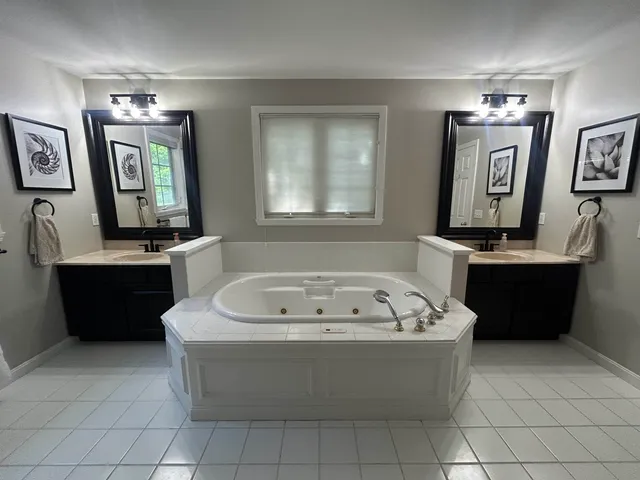 $975,000 | 10 Debra Drive, Essex, VT 05452