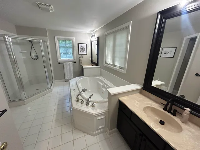 $975,000 | 10 Debra Drive, Essex, VT 05452