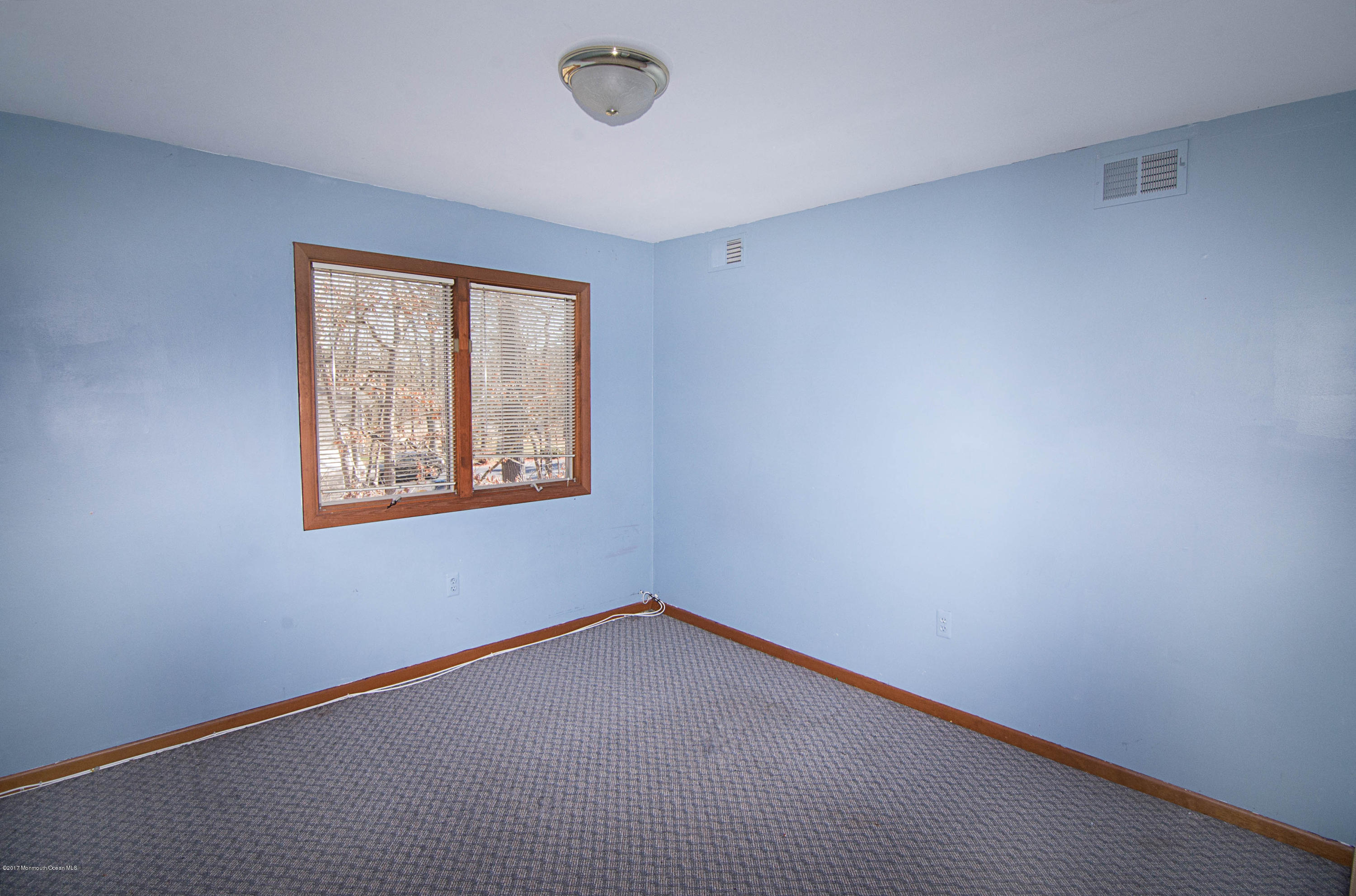 951 Toms River Road Jackson, NJ 08527 - Photo 21 of 32 _RMJ7838.jpg edit bedroom3