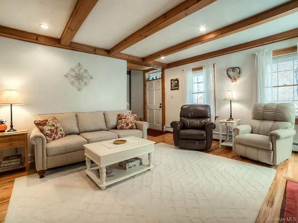 $525,000 | 27 Edenville Road, Warwick, NY 10990