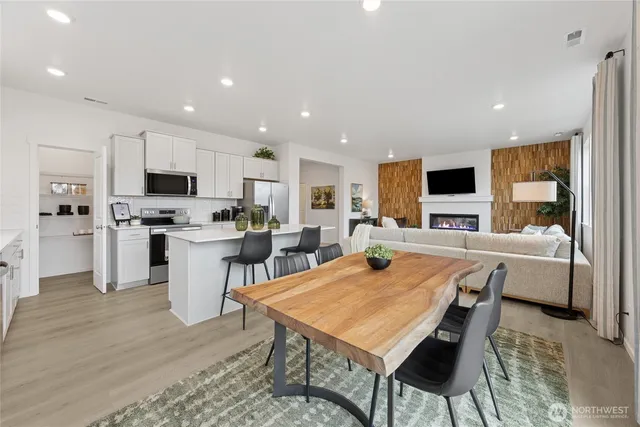 $784,995 | 14733 59th Avenue East, Unit 27, Puyallup, WA 98375