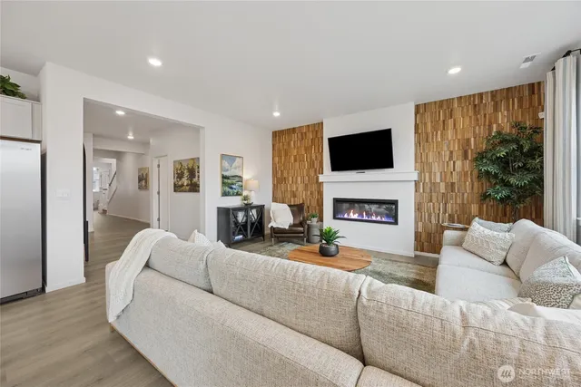 $784,995 | 14733 59th Avenue East, Unit 27, Puyallup, WA 98375