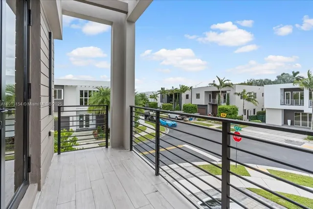 $9,900 | Doral, Doral, FL 33178