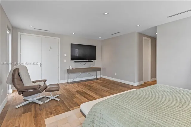 $9,900 | Doral, Doral, FL 33178