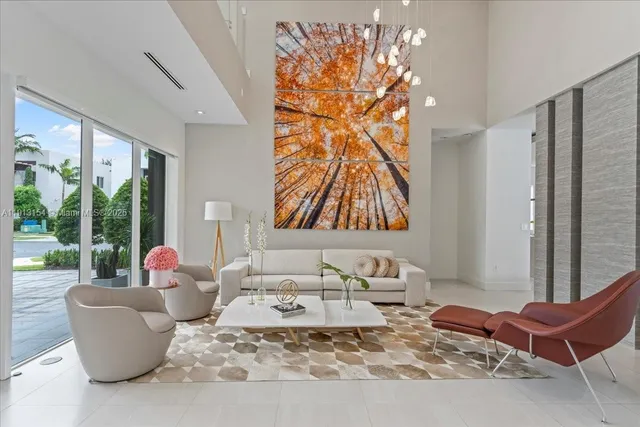 $9,900 | Doral, Doral, FL 33178