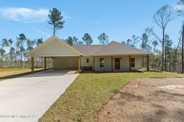 $289,900 | 529 Shirley Sanford Road, Seminary, MS 39479