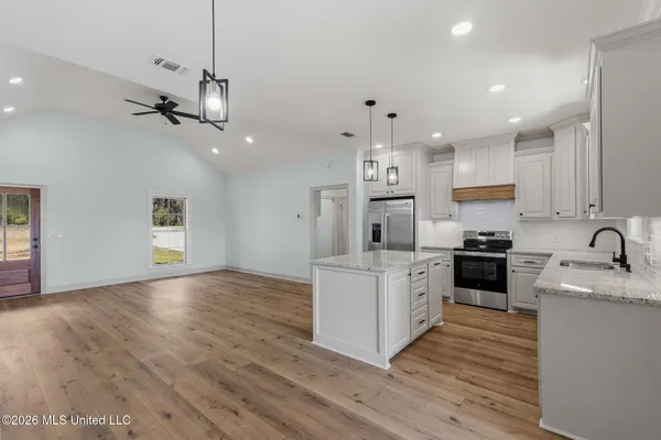 $289,900 | 529 Shirley Sanford Road, Seminary, MS 39479