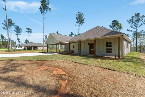 $289,900 | 529 Shirley Sanford Road, Seminary, MS 39479