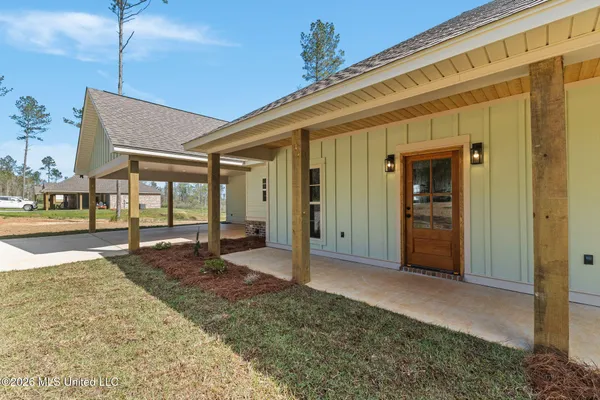 $289,900 | 529 Shirley Sanford Road, Seminary, MS 39479