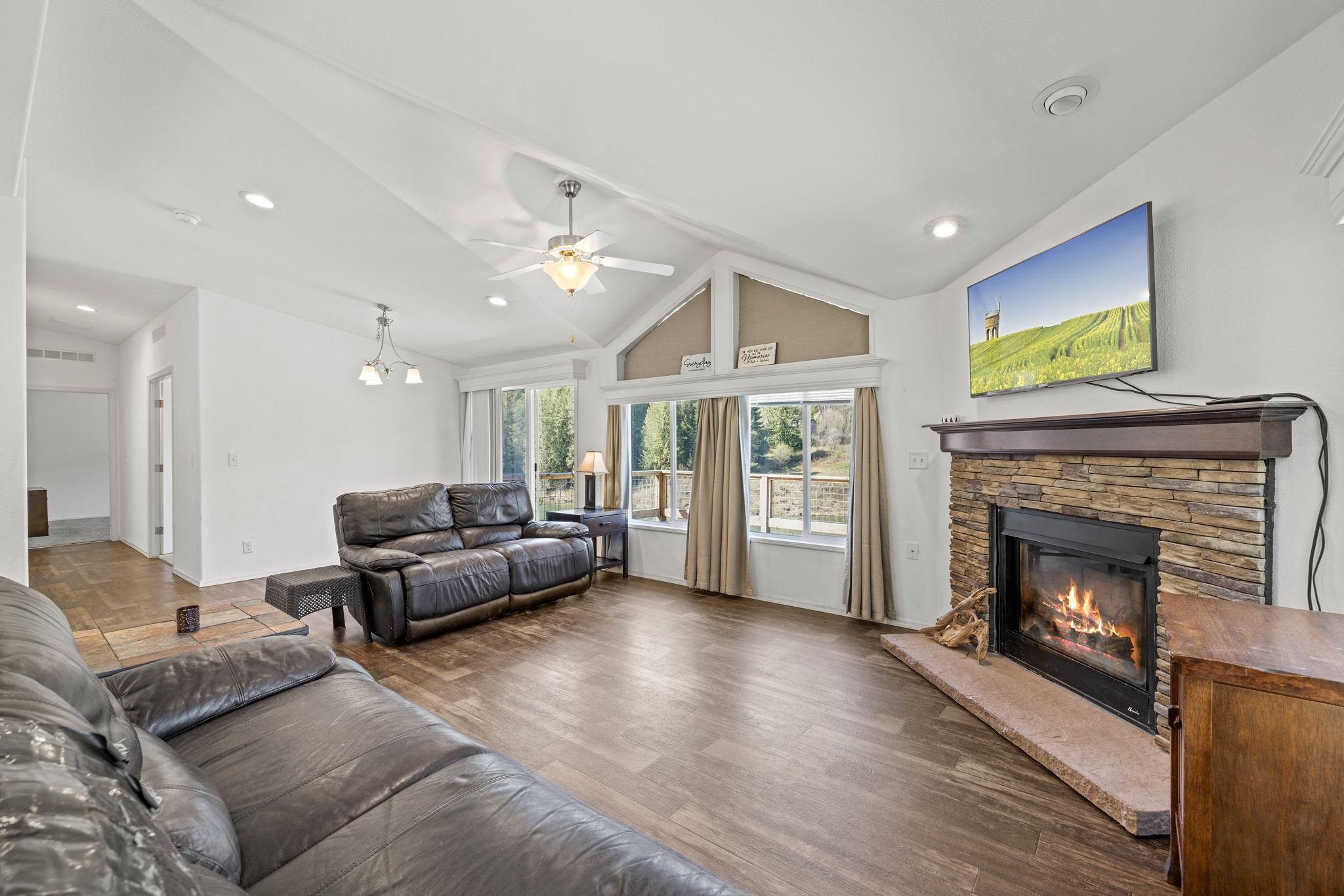 792 Dirks Road Priest River, ID 83856 - Photo 21 of 40