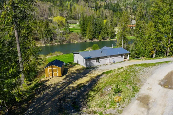 $550,000 | 792 Dirks Road, Priest River, ID 83856