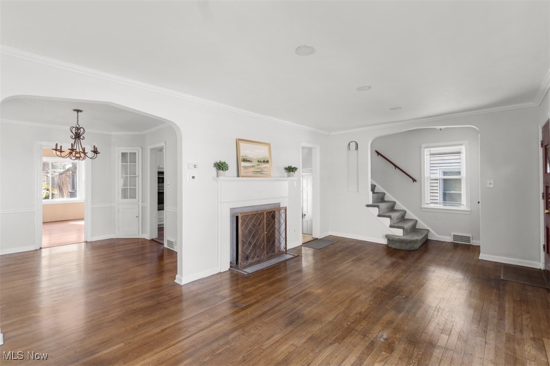 4174 Ardmore Road Cleveland, OH 44121 - Photo 5 of 33