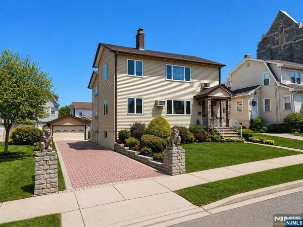$3,000 | 168 Laurel Avenue, Unit 1, Kearny, NJ 07032