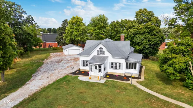 $329,900 | 516 Howard Avenue, Rockville, IN 47872