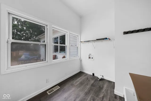 $329,900 | 516 Howard Avenue, Rockville, IN 47872