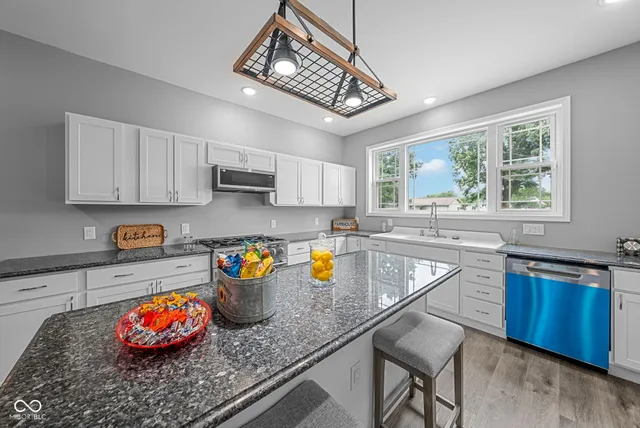 $329,900 | 516 Howard Avenue, Rockville, IN 47872