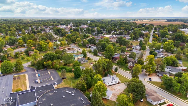 $329,900 | 516 Howard Avenue, Rockville, IN 47872