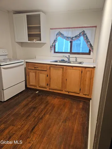 $114,000 | 26 Lyman Street, Hoosick Falls, NY 12090