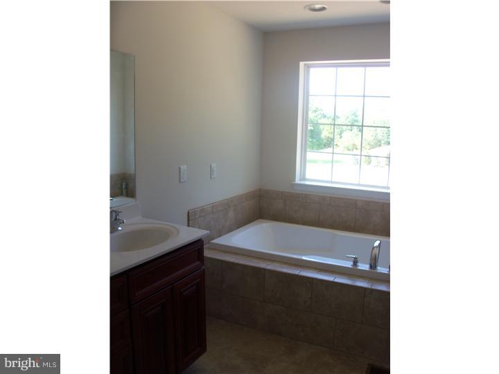 2886 Upper Ridge Road Pennsburg, PA 18073 - Photo 12 of 20