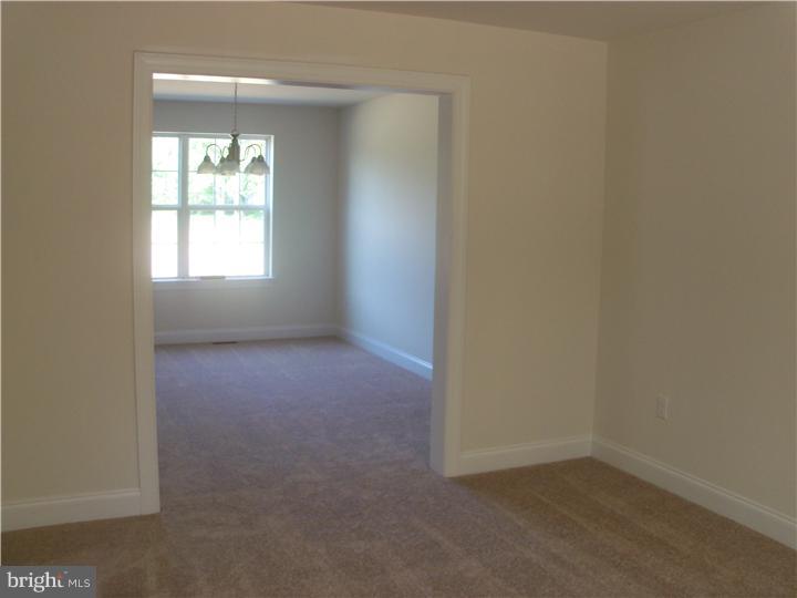 2886 Upper Ridge Road Pennsburg, PA 18073 - Photo 5 of 20