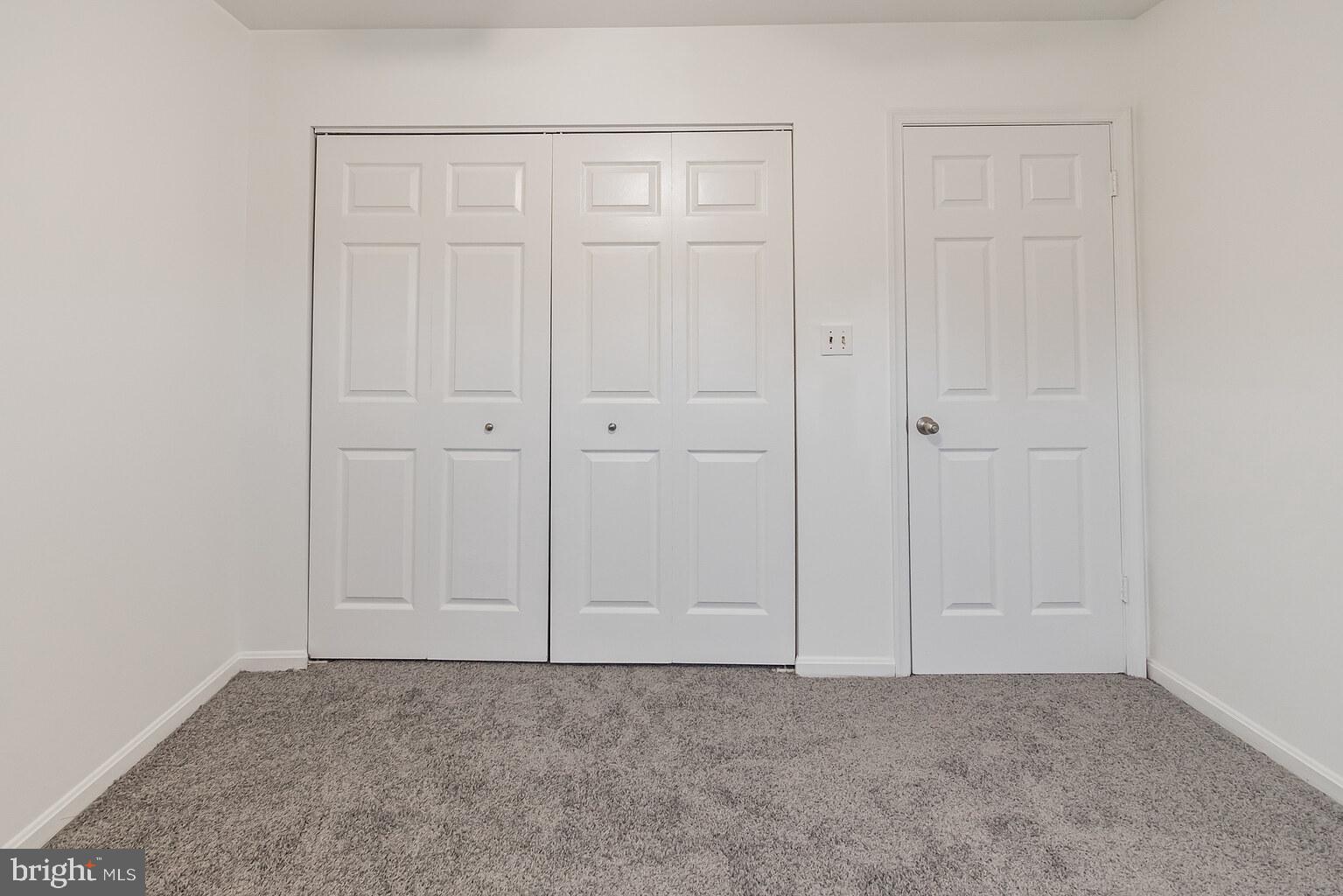 1063 Downton Road Baltimore, MD 21227 - Photo 20 of 30