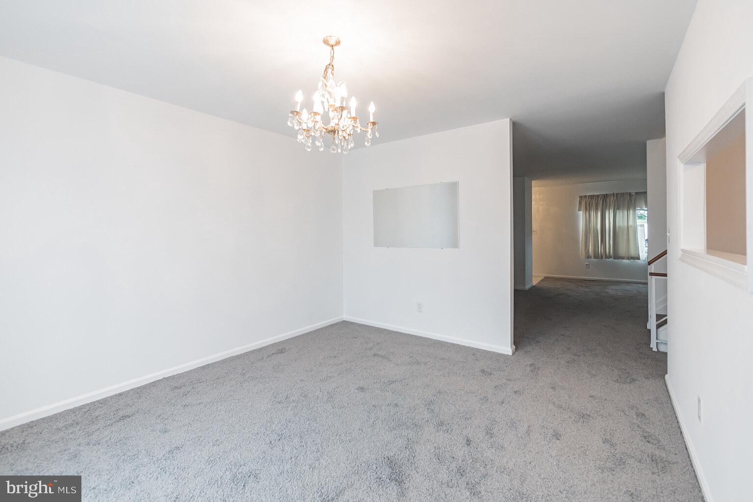 1063 Downton Road Baltimore, MD 21227 - Photo 10 of 30