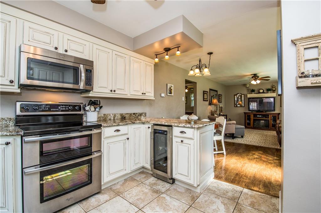 2397 Nicholson Road Sewickley, PA 15143 - Photo 5 of 24 Gallery Image 5