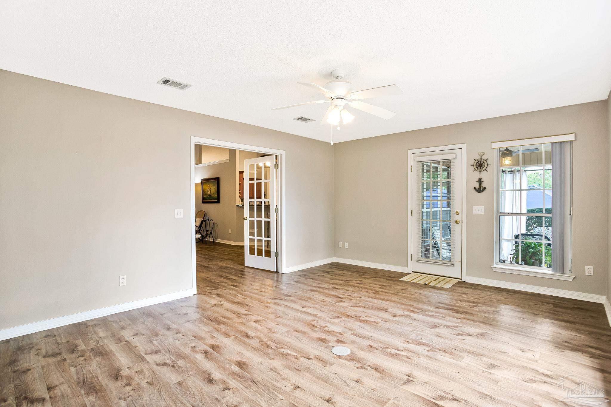 1956 Crown Pointe Boulevard Pensacola, FL 32506 - Photo 19 of 68