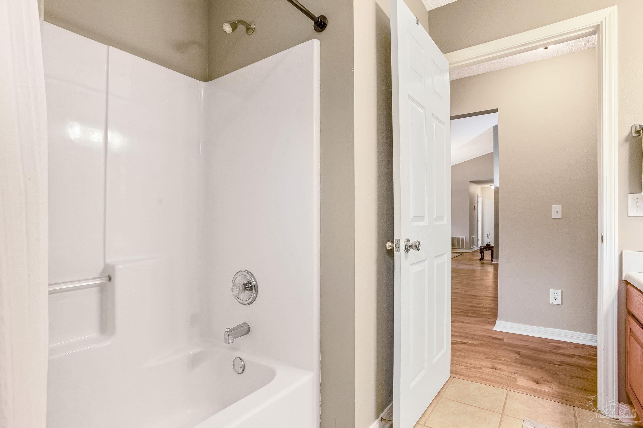 1956 Crown Pointe Boulevard Pensacola, FL 32506 - Photo 37 of 68