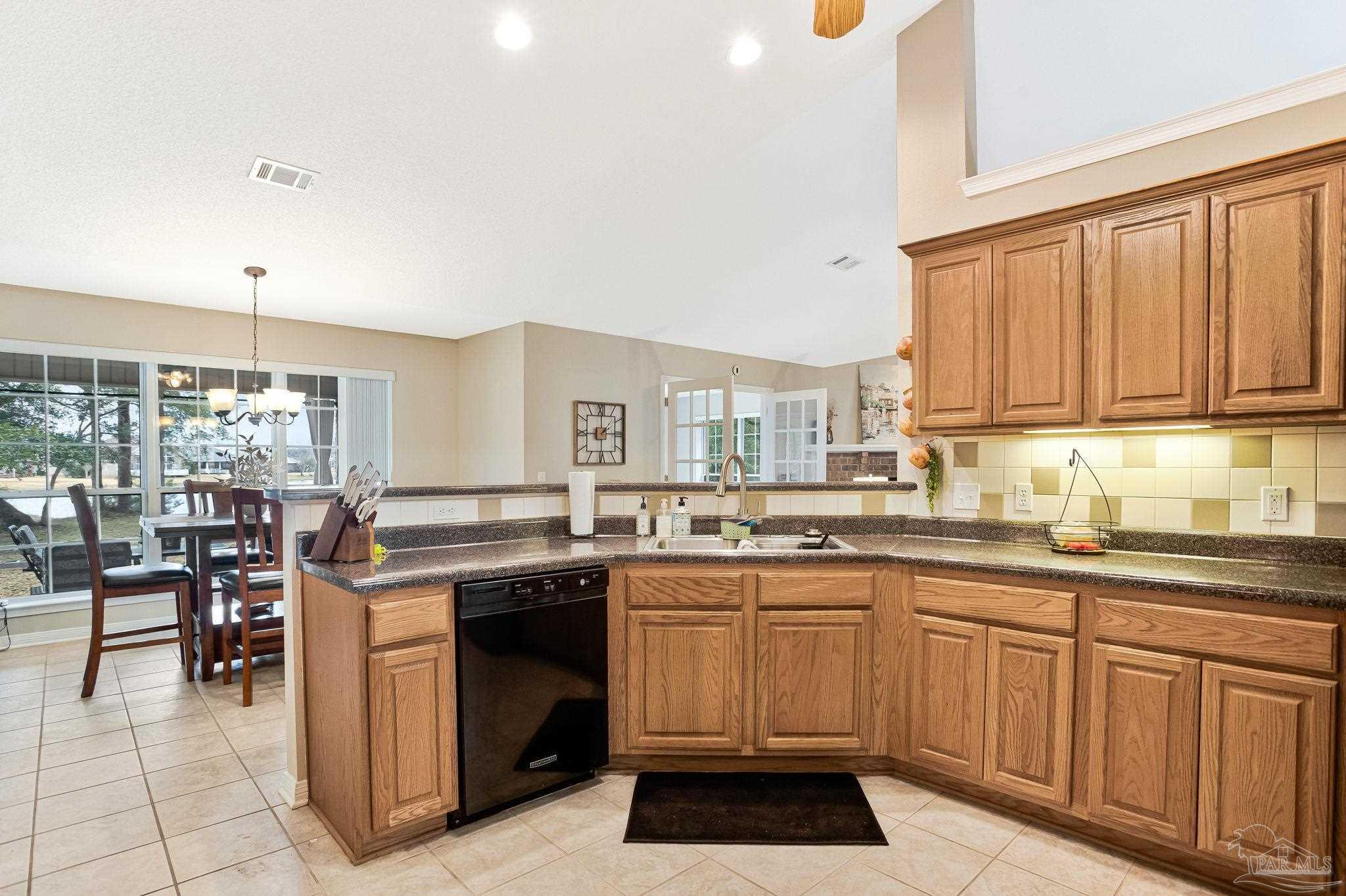 1956 Crown Pointe Boulevard Pensacola, FL 32506 - Photo 5 of 68