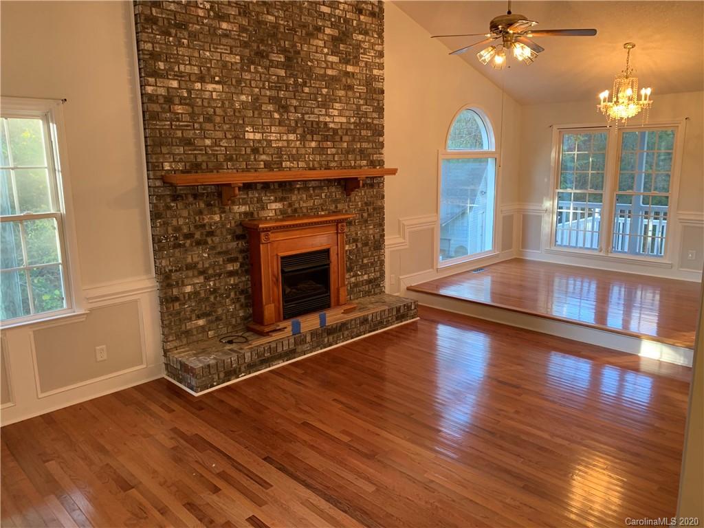 1710 State Rd S-13-35 Pageland, SC 29728 - Photo 3 of 14 Gallery Image 3